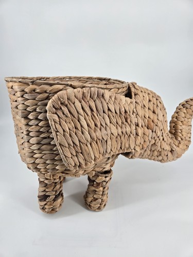 Boho Woven Elephant Basket Rattan Wicker Water Hyacinth Planter Storage Basket - Picture 7 of 18
