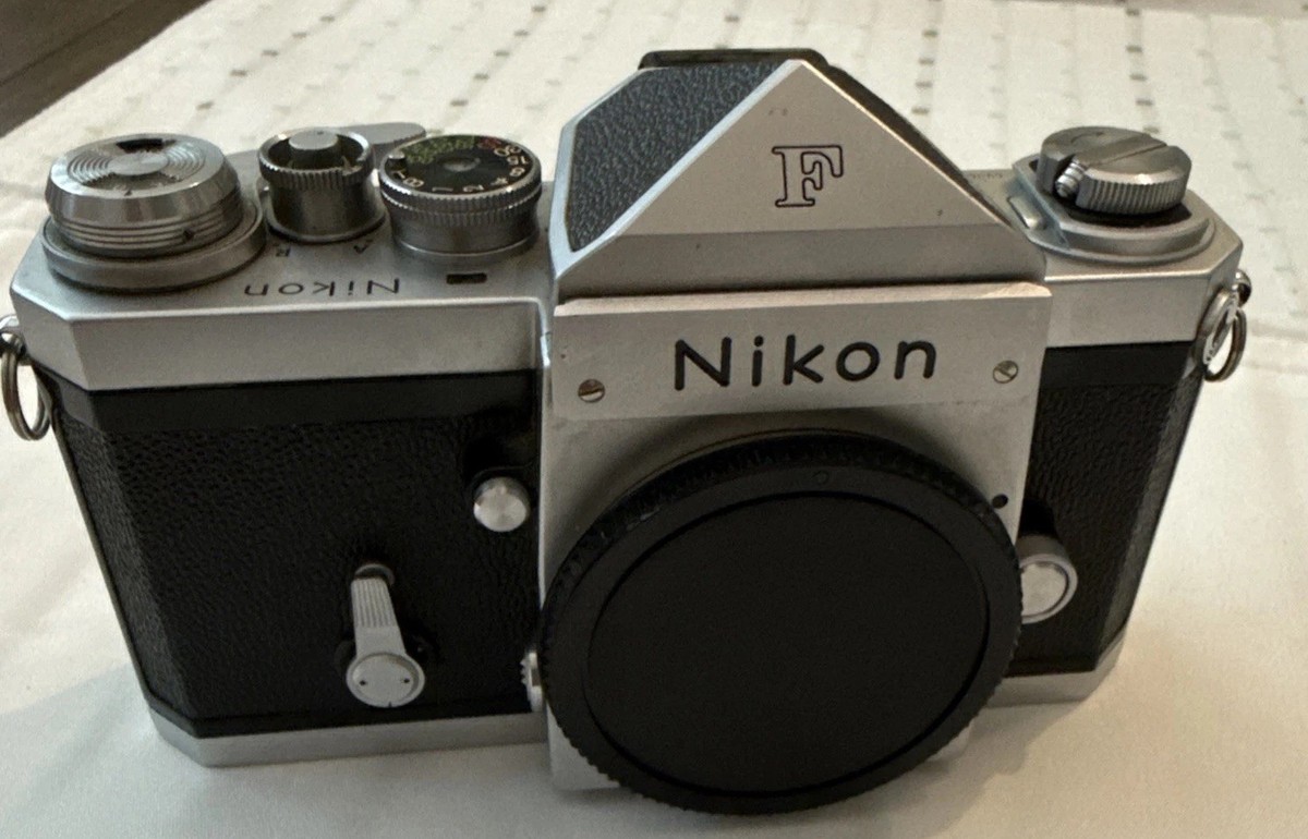 フィルムカメラ Nikon F Eye Level Silver Body Nikon F Eye Level Silver 35mm SLR Film Camera Body Made In Japan