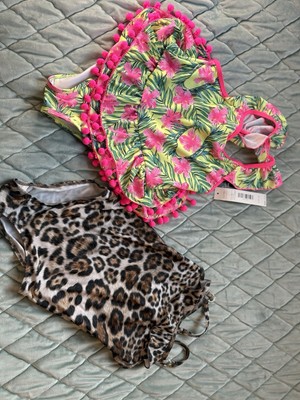 Swimsuits for a girl of 6-7 years old