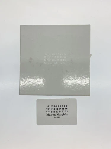 Estuche para tarjetas Maison Margiela de cuero blanco para mujer S56UI0128 usado - Imagen 6 de 6
