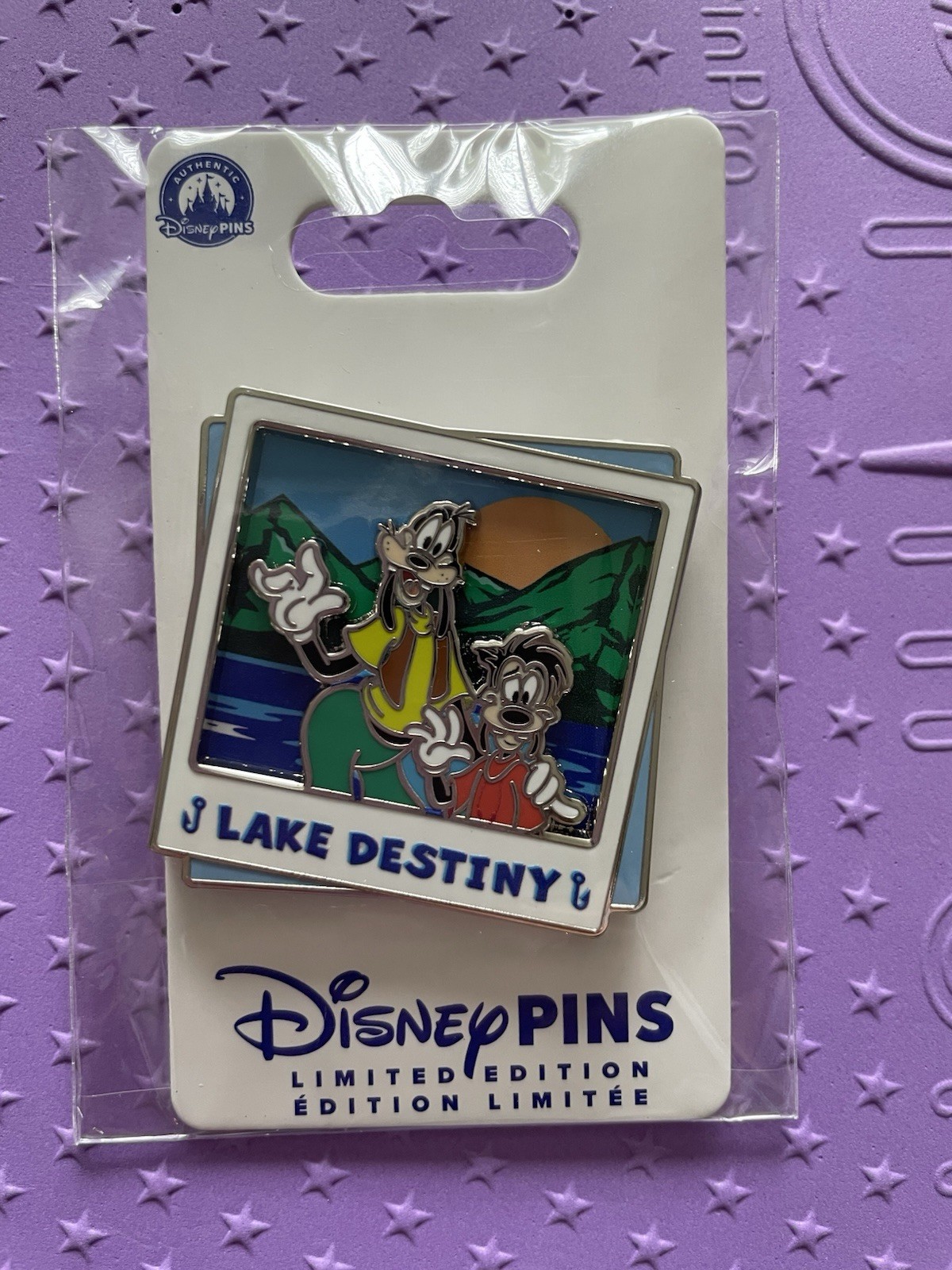 Disney Pin Destinations -Goofy and Max Pin – Lake Destiny – A Goofy Movie LE2000