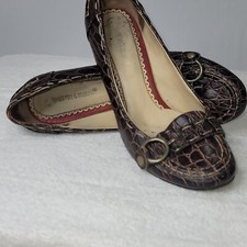 VTG Women's Sz 9M US Johnston Murphy Brown Leather Alligator Style High Heel