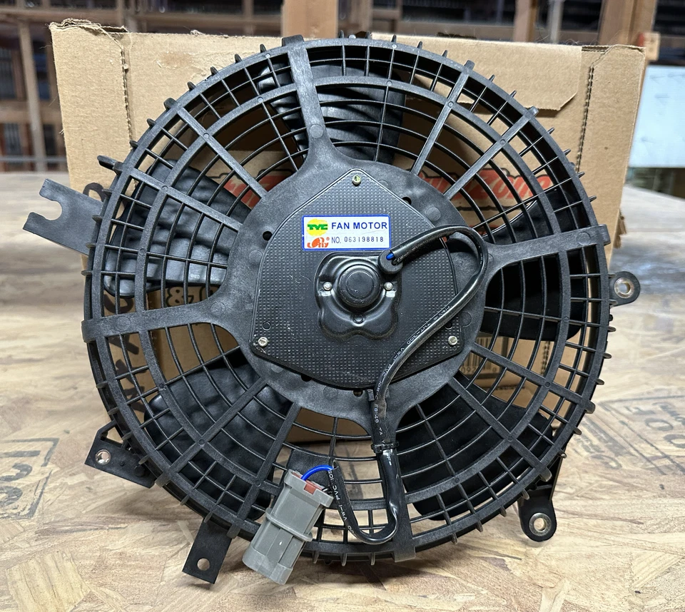 Ventilador de refrigeración del radiador PF7502 610590 para Chevrolet Geo Metro 1995 96 97 98 99 2001 Foto 2 de 4