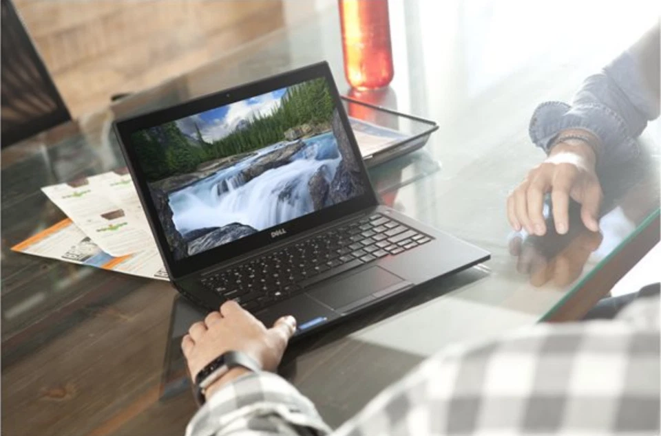 Dell Latitude 7290 laptop i5 7th GEN Turbo 3.5GHz 8GB 256GB SSD Hurry OrderToday - Image 2 of 4