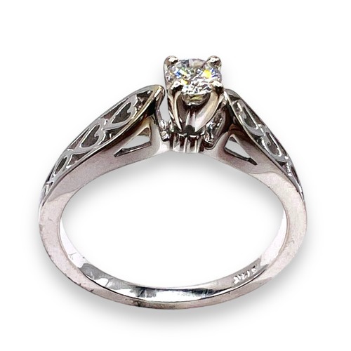 .18ct Natural Diamond 14k White Gold Round Heart Design Promise Solitaire Ring