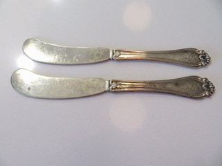 2 Vintage Mermod Jaccard & King Sterling Silver Butter Spreaders 1.4 oz.