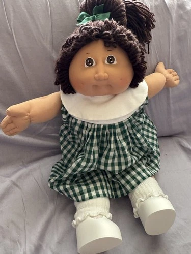 Vintage 1985 Cabbage Patch Kids Doll - P Factory - Blue Sig - Brown Hair & Eyes