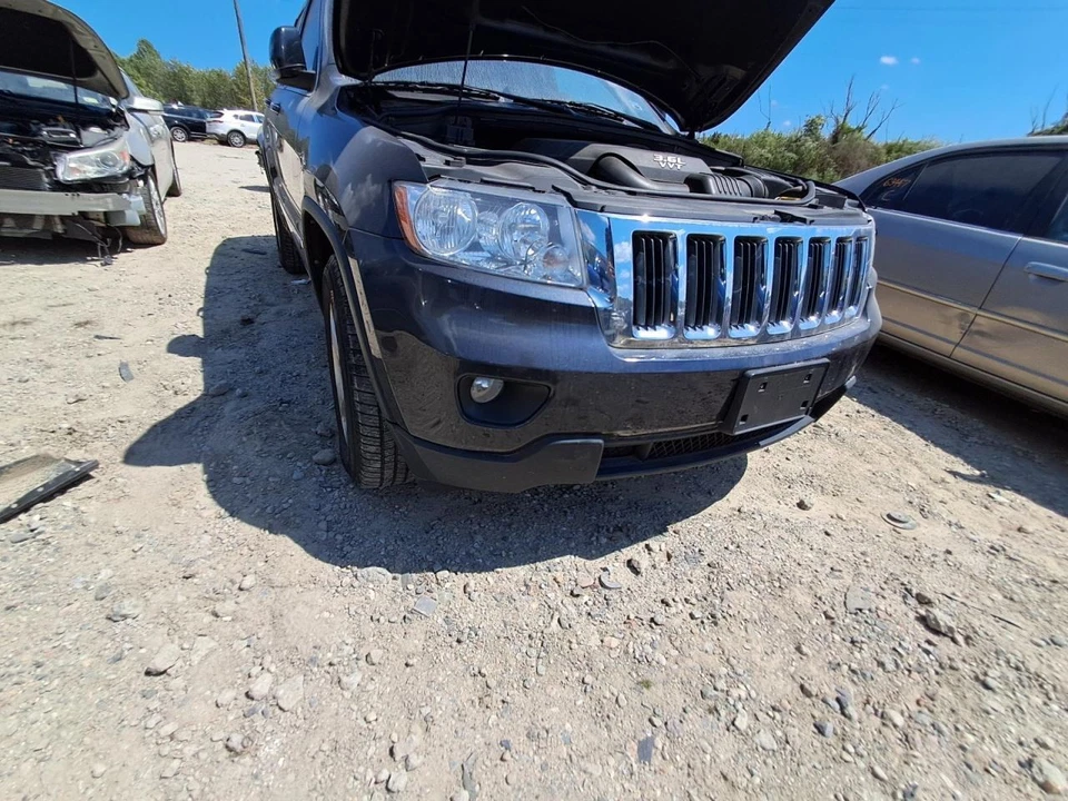 Jeep Grand Cherokee 2013 pasajero puerta delantera SUV de 4 puertas azul usado camioneta local Foto 2 de 4