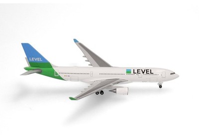 New! Herpa 537254 LEVEL Airbus A330-200, reg. EC-MOU - 1:500 diecast model