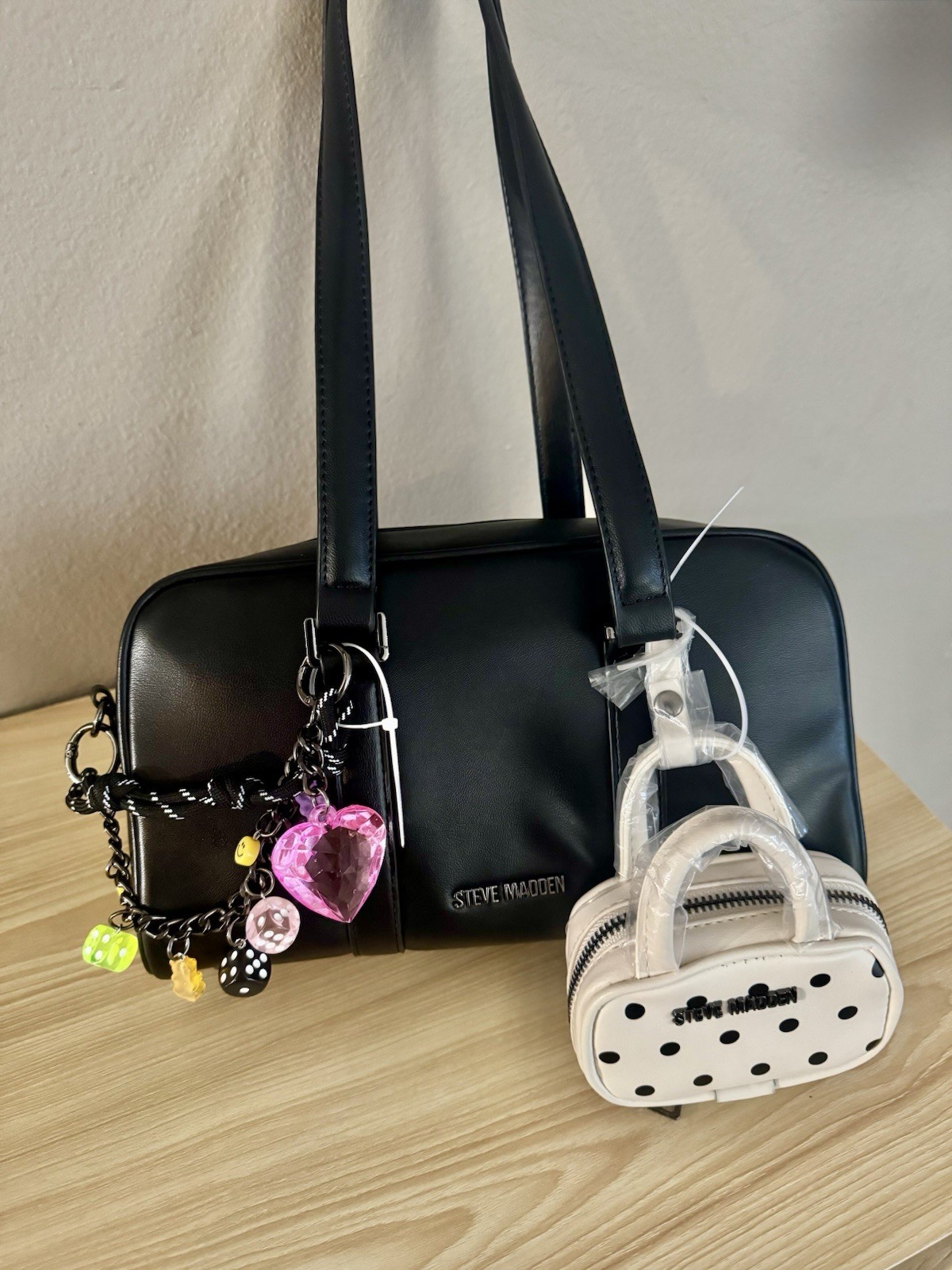 STEVE MADDEN Bharlan Black Shoulder Handbag with Bag Charms | New with Tags