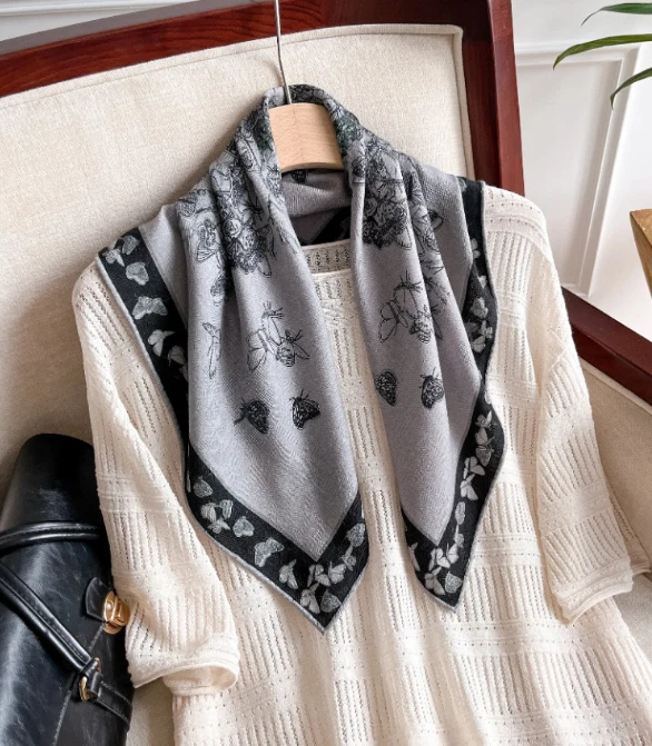 70% Cashmere 30% Silk floral Print Scarf Bandanna Shawl Neckerchief 26'' Wrap