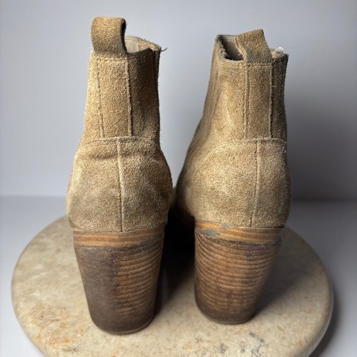 Marc Fisher Womens 9 1/2 Carves Stacked Suede Ankle Booties Tan WORN - Picture 4 of 13