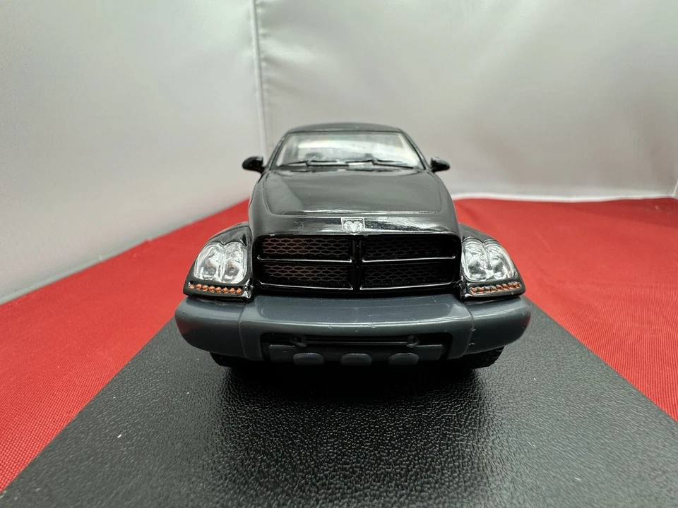 5017D KINSMART 道奇 Power Wagon 拾音器 1: 42 黑色 — 第 4/4 张图片