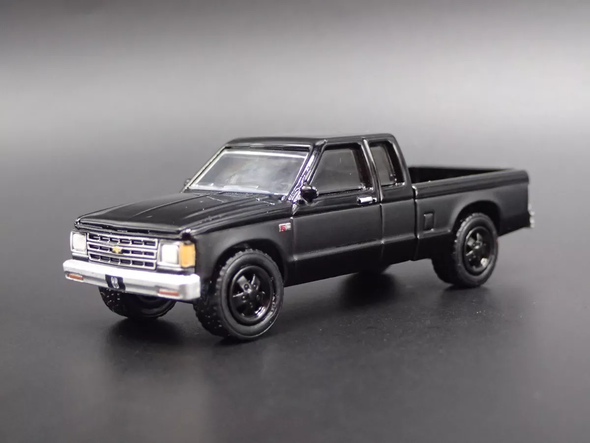 1982 1993 CHEVY CHEVROLET S10 EXTENDED CAB TRUCK 1 64 SCALE