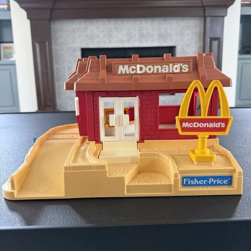 Vintage Fisher Price Little People McDonald's Restaurant Drive Thru Playset ONLY