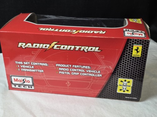 Maisto Tech Ferrari LaFerrari 1:24 Scale Red Radio Control R/C Car Toy 49 MHZ  - Picture 5 of 7