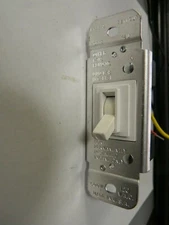 PASS & SEYMOUR Toggle Dimmer  600W/SP Lighted White  QTY 3 T600-LW