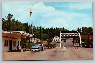 U.S. Customs Pigeon River Minnesota Minn. c1960 Vintage Postcard Unposted