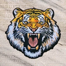 BENGAL TIGER iron-on PATCH ROARING WILD ANIMAL SOUVENIR APPLIQUE new