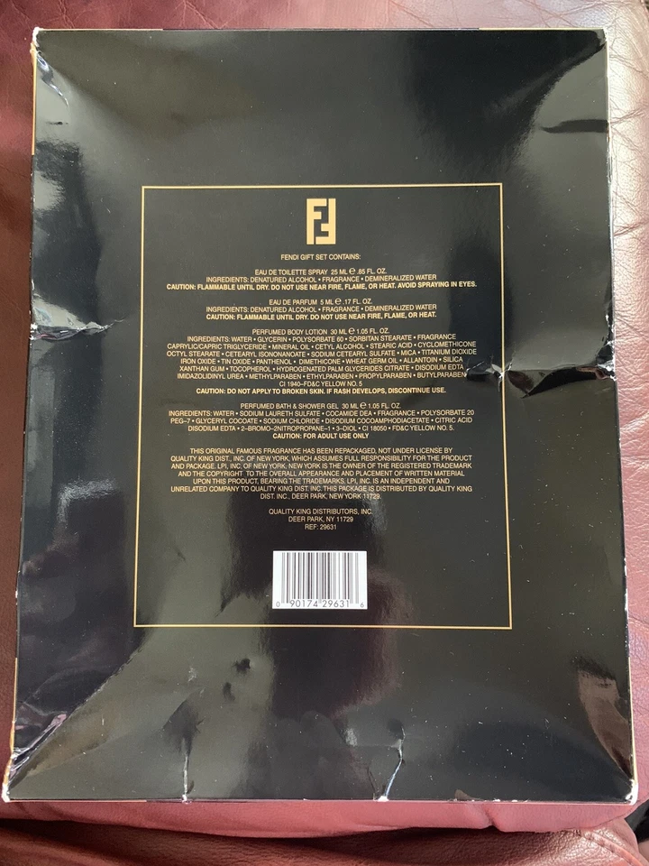 Juego de regalo Fendi para mujer vintage nuevo en caja ***súper raro*** Foto 2 de 4