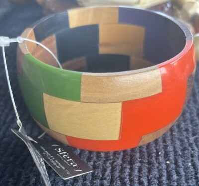 Sfera Wood Bangle Bracelet Vintage 70 s Look $99 Retail NWT Block Colors 