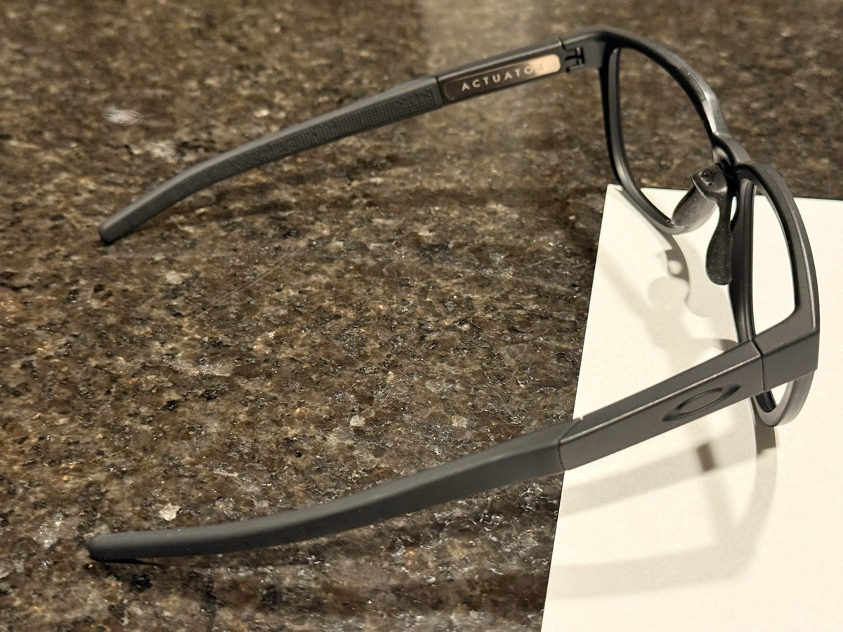 great OAKLEY ACTUATOR OO9250 0257 Matte Black Size 57-16-146 frame