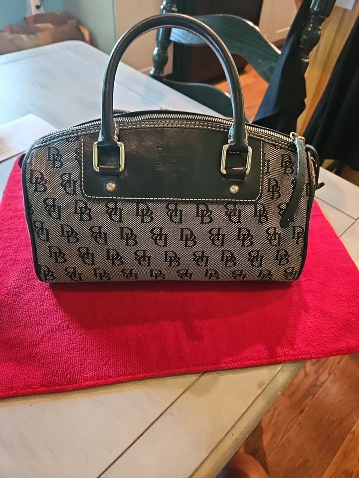 Dooney & Bourke Black / Gray Saddle Handbag... Great Condition! - Image 2 of 4