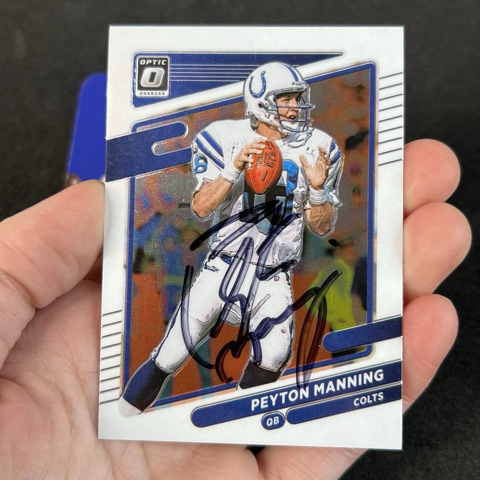 Signed Peyton Manning Trading Card Indianapolis Colts #18 Panini Auto COA - Image 2 of 4
