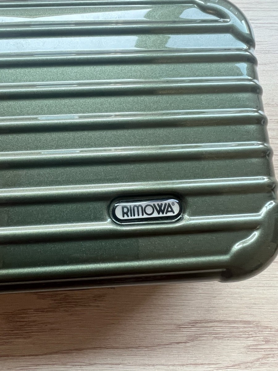 美品 RIMOWA リモワ 小物入れ グリーン アメニティケース　エバー航空 Special Edition Rimowa Eva Air Amenity kit Case New Neon Green | eBay