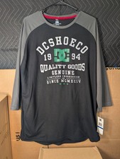 2010s DC Shoes DCSHOECO Jersey 3/4 Long Sleeve Crew Graphic Shirt Y2K Vintage