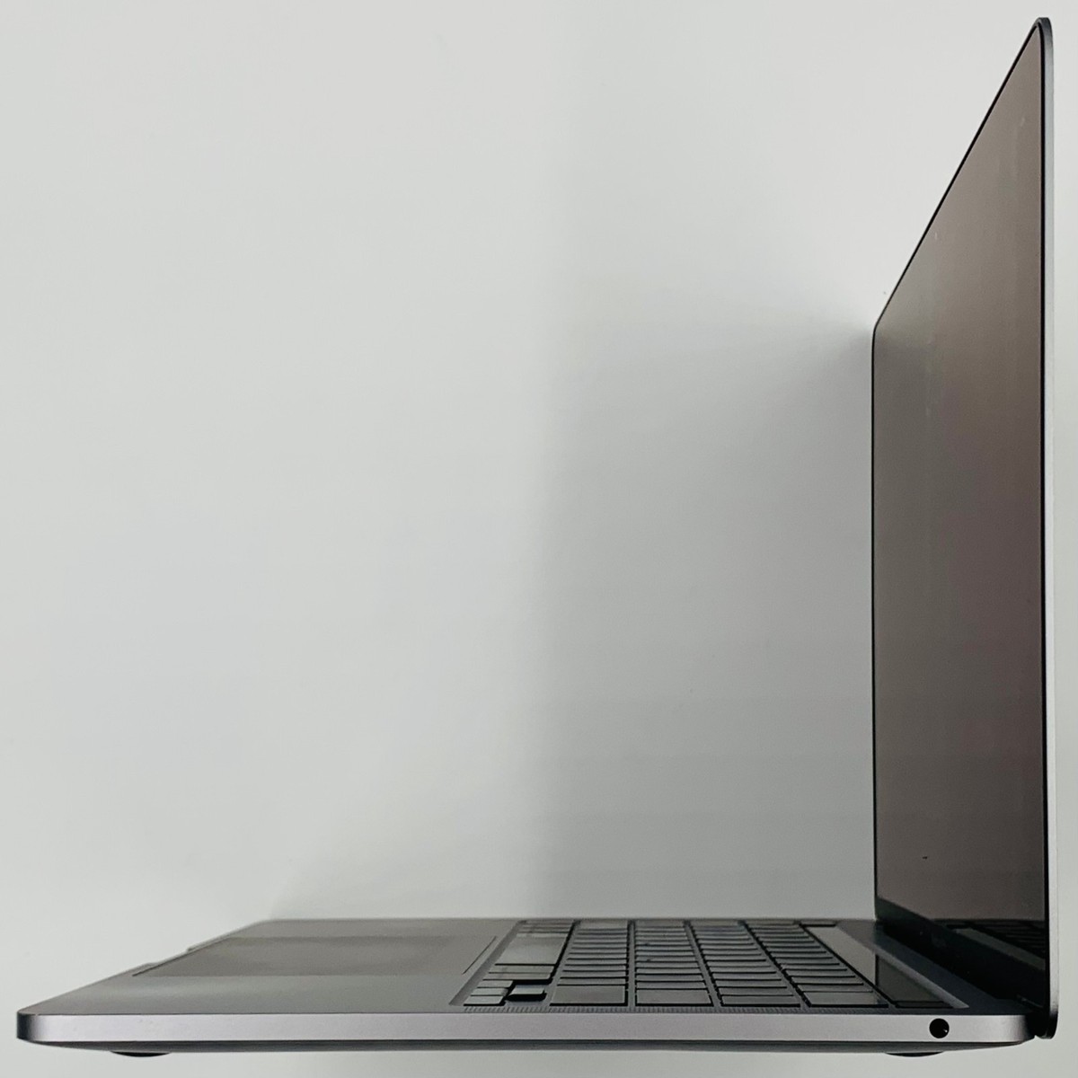 未使用 MacBook Pro 2022 13\" M2 16 256 A2338 Amazon.com: Apple 2022 MacBook Pro with Apple M2 Chip (13