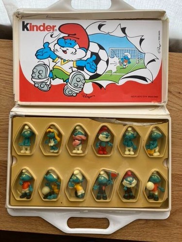Vintage 1990 The Smurfs Kinder Surprise Play Set Figures Toy w/ Box Rare AS-IS