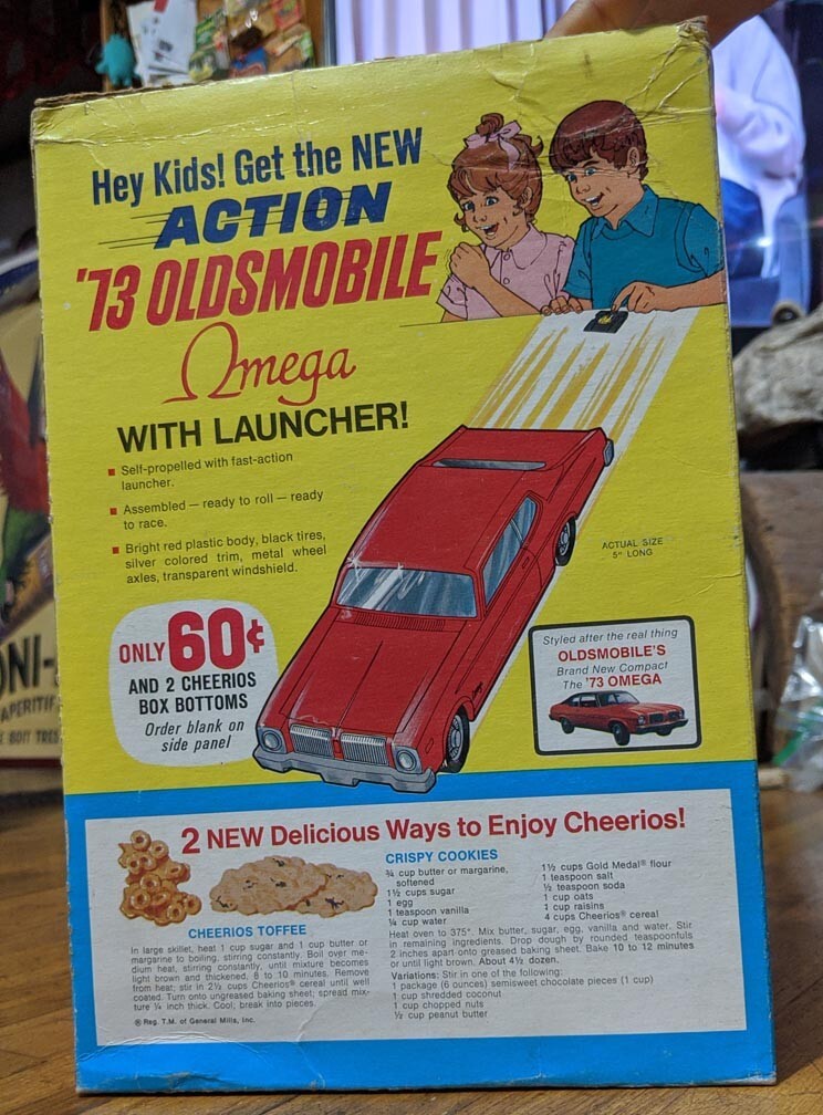 vintage Cheerios Cereal box 1973 Oldsmobile Omega Car Toy