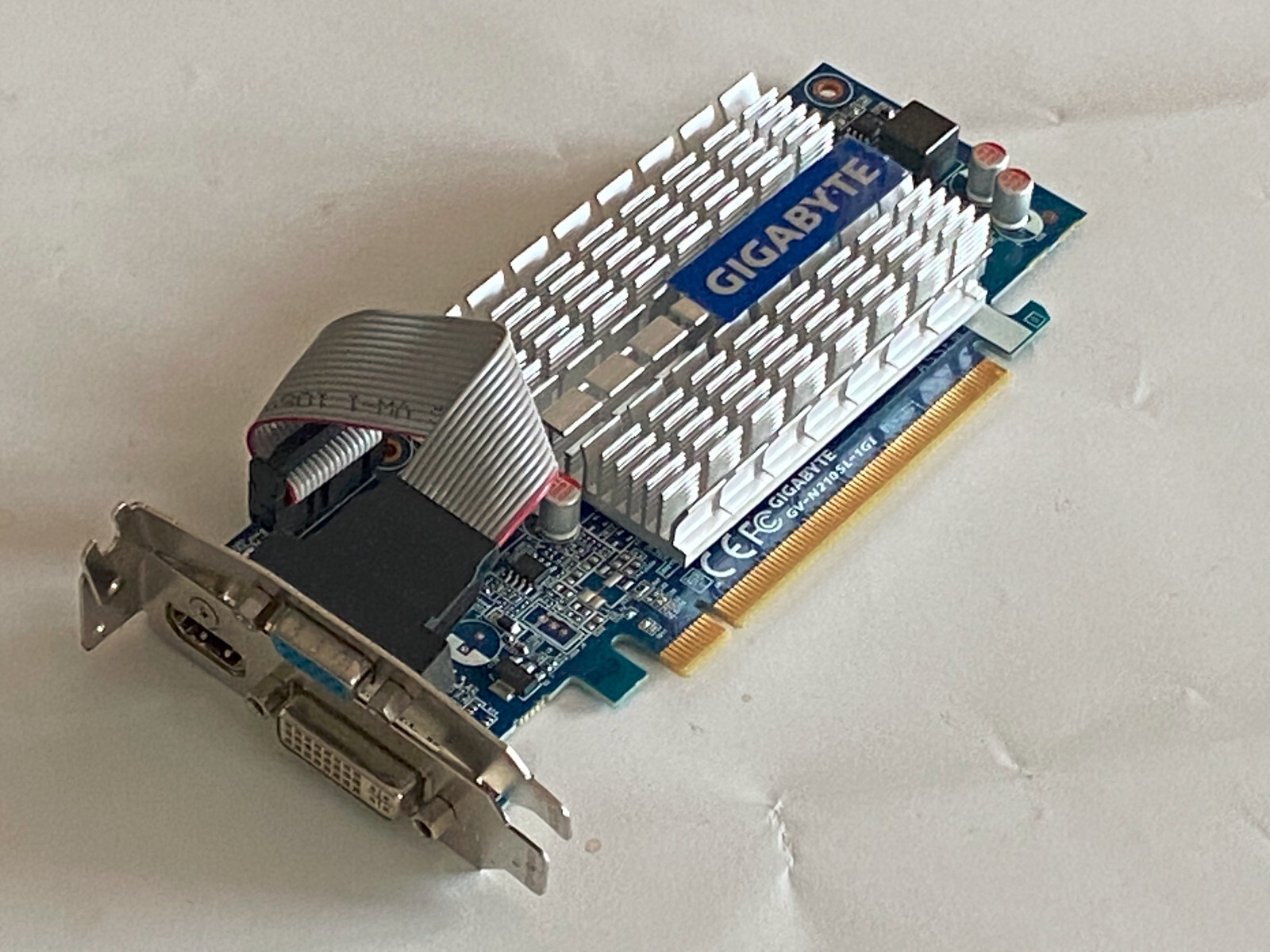 GIGABYTE nVIDIA GeForce 210 (1024 MB) (GV-N210SL-1GI) Grafikkarte  