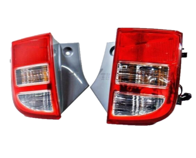 トヨタアイシス ZGM-10 H25 テールライトセット Toyota Isis Platana ZNM10 ZGM10 ANM10 Lower Tail Light Lamp Set