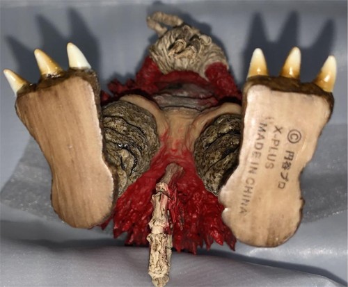 X-PLUS Large Monsters Series Ultra Q Garamon Meteorite Monster Figure Red JAPAN - Picture 8 of 9