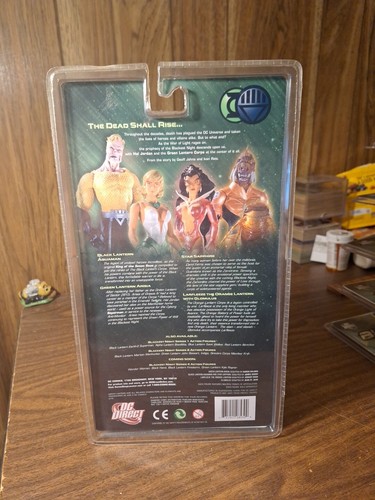 DC Direct Blackest Night: Series 3: Black Lantern Aquaman Action Figure NEW - Picture 4 of 6