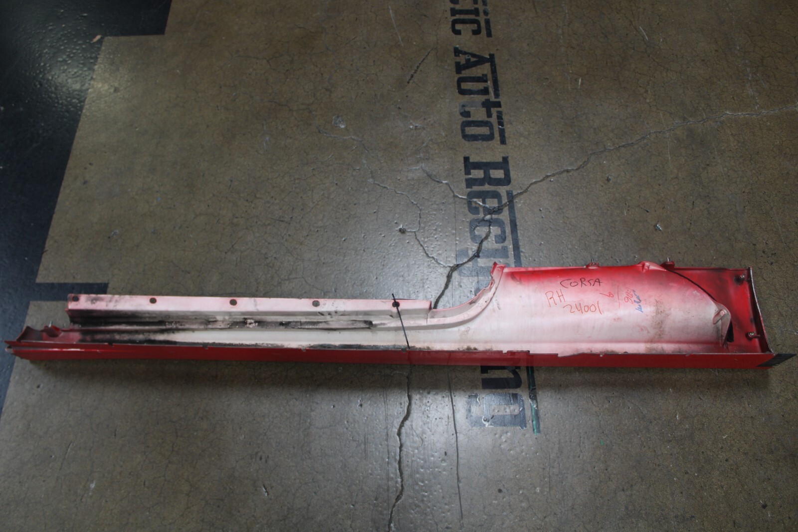 Ferrari F430 Coupe, Spider, RH, Right, Rocker Panel, Scuffed, Used, P/N 68020910