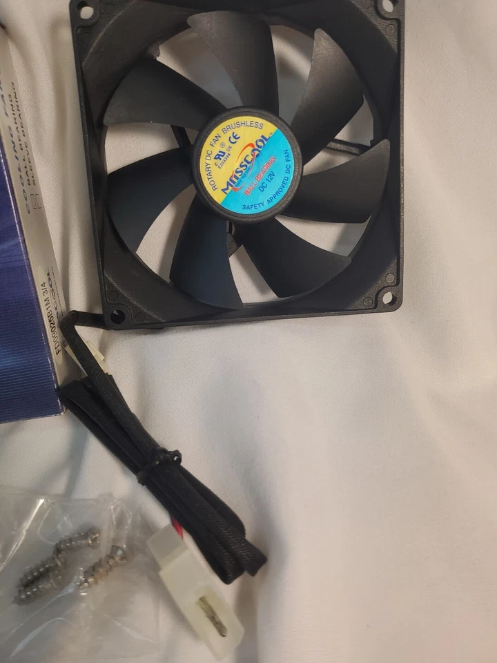 2~ Masscool Ball Bearing Cooling Fans ISO 9001 UL CE DC FAN - Image 3 of 4