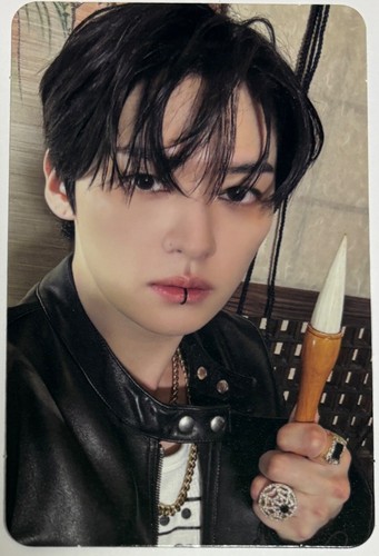 Stray Kids SKZ - SKZHOP HIPTAPE 合 HOP Album Fotocard Ufficiale Hyunjin Felix Han - Foto 31 di 56