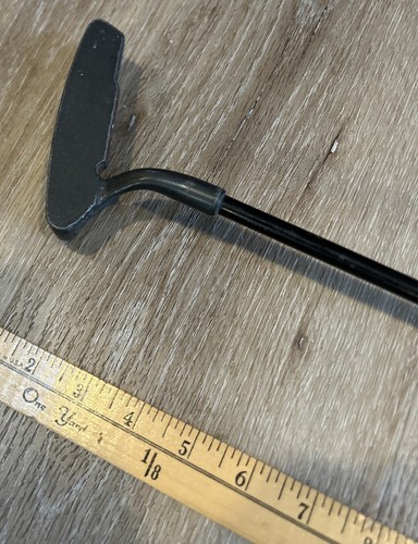 Vintage Unbranded Putt-Putt style Mini Golf Blade Putter RH Decoration Or Use - Picture 2 of 7