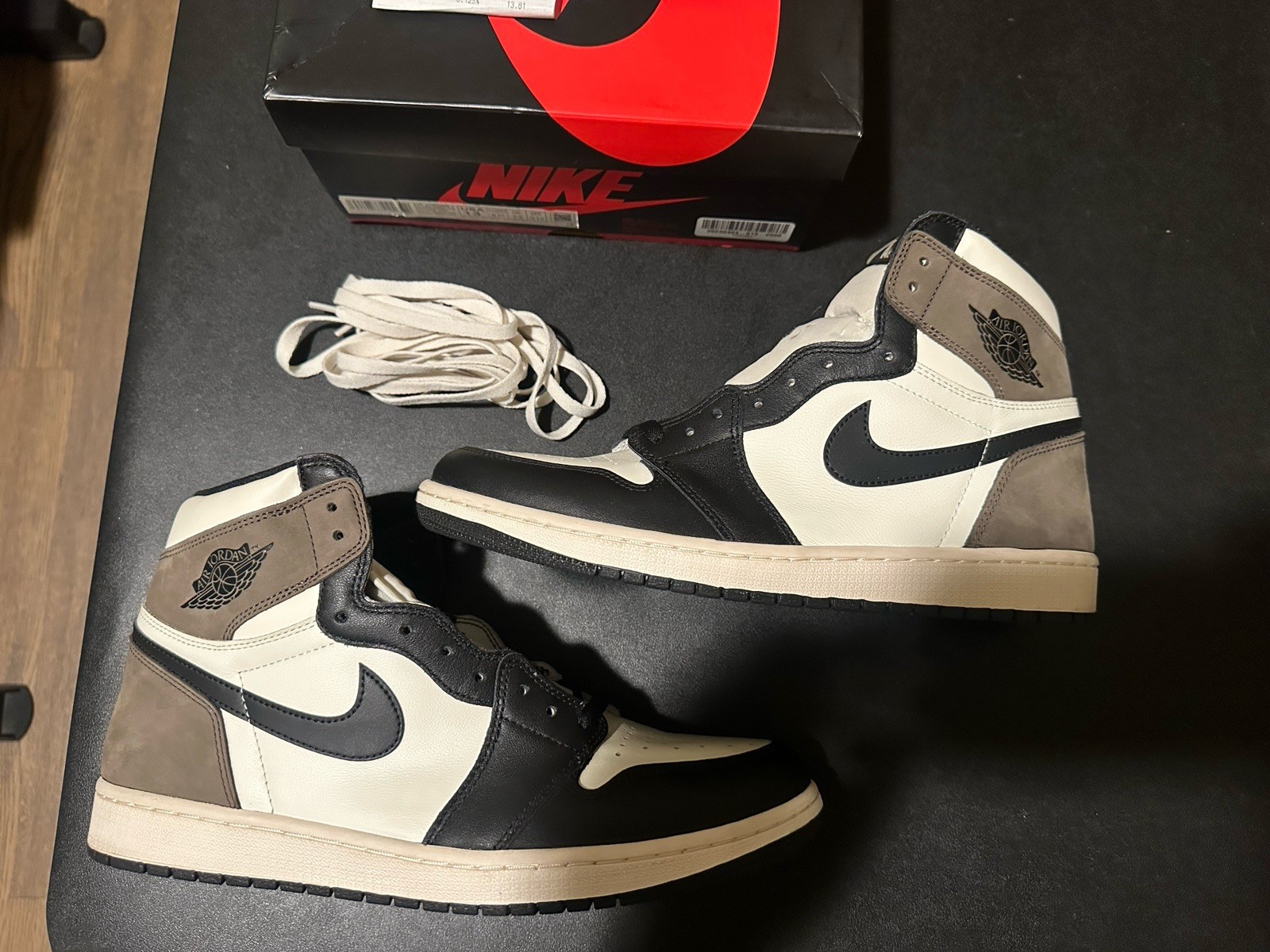 SAOLA Taglia 13 Air Jordan 1 High Top Moka