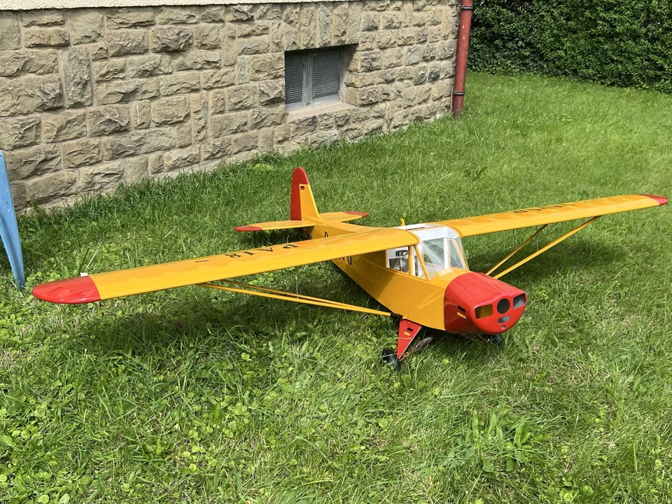 Piper Pa 18 - Bild 2 von 4
