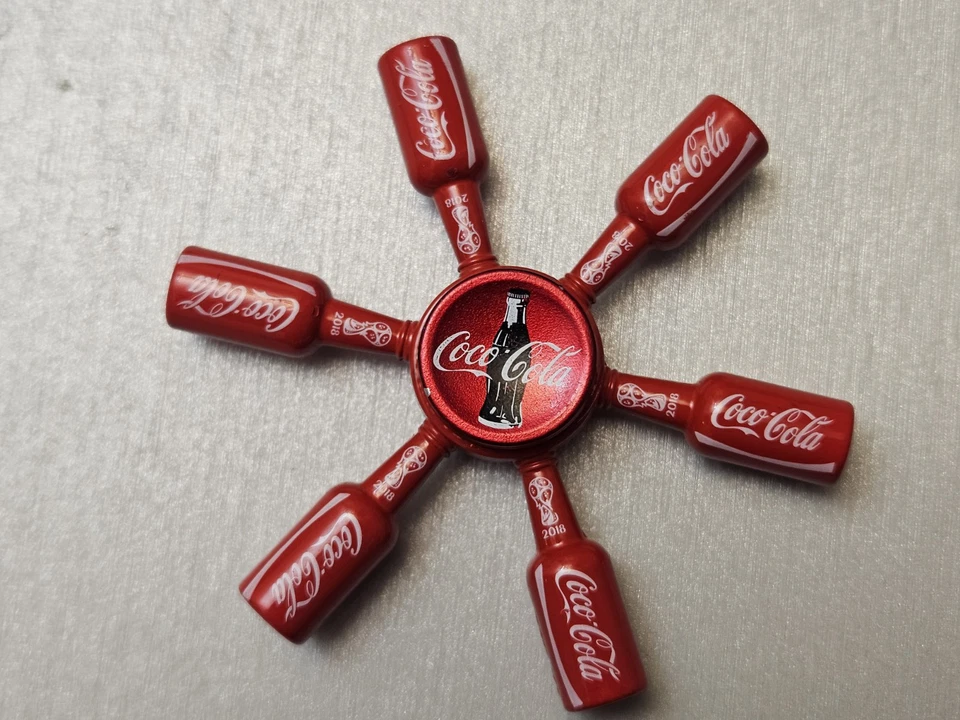 Coca-Cola Collectible Fidget Spinner w/ Case And Gold Brass Fidget Spinner — 第 2/4 张图片