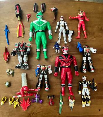 Bandai Power Rangers Mixed Lot Green Red White Rangers & Accessories