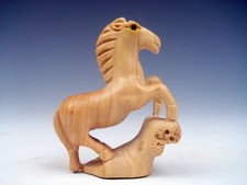 Boxwood Hand Carved Japanese Netsuke Sculpture Running Horse Legs Up #06012601