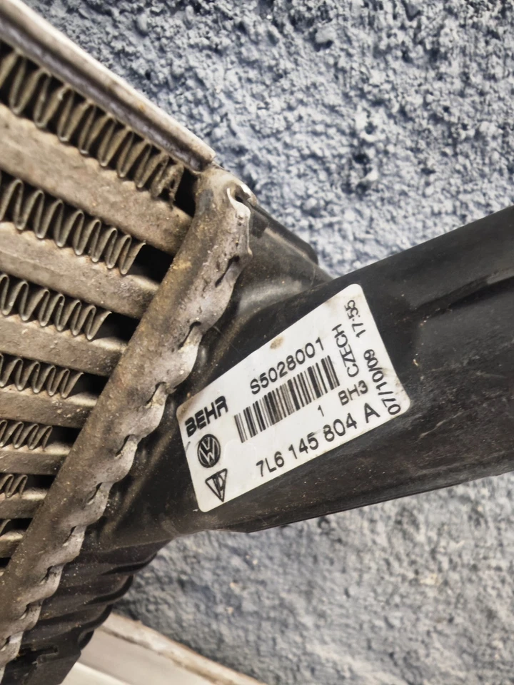 PORSCHE CAYENNE Échangeur D’air Radiateur De Turbo Intercooler Droit 7l6145804A - Photo 2/3