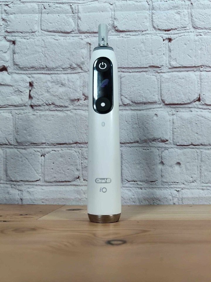 Oral B iO 9 Series 9 Electric Toothbrush - The Main Unit Only Used - - Image 3 of 4