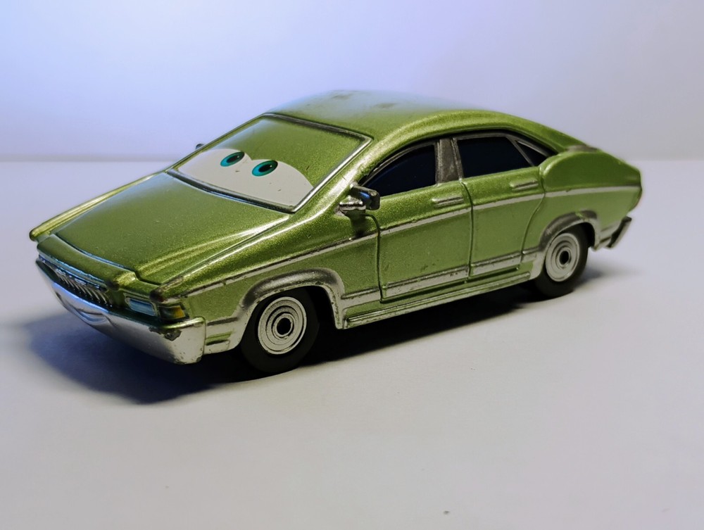 Disney Pixar Cars Green PATTI M5440 Race O Rama Diecast Mattel