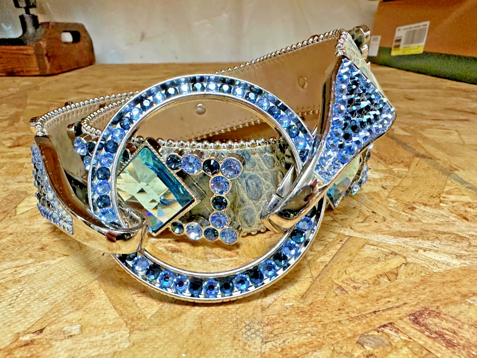 Beautiful B.B Simon Leather Belt with Rhinestone and Bling Design authentic
